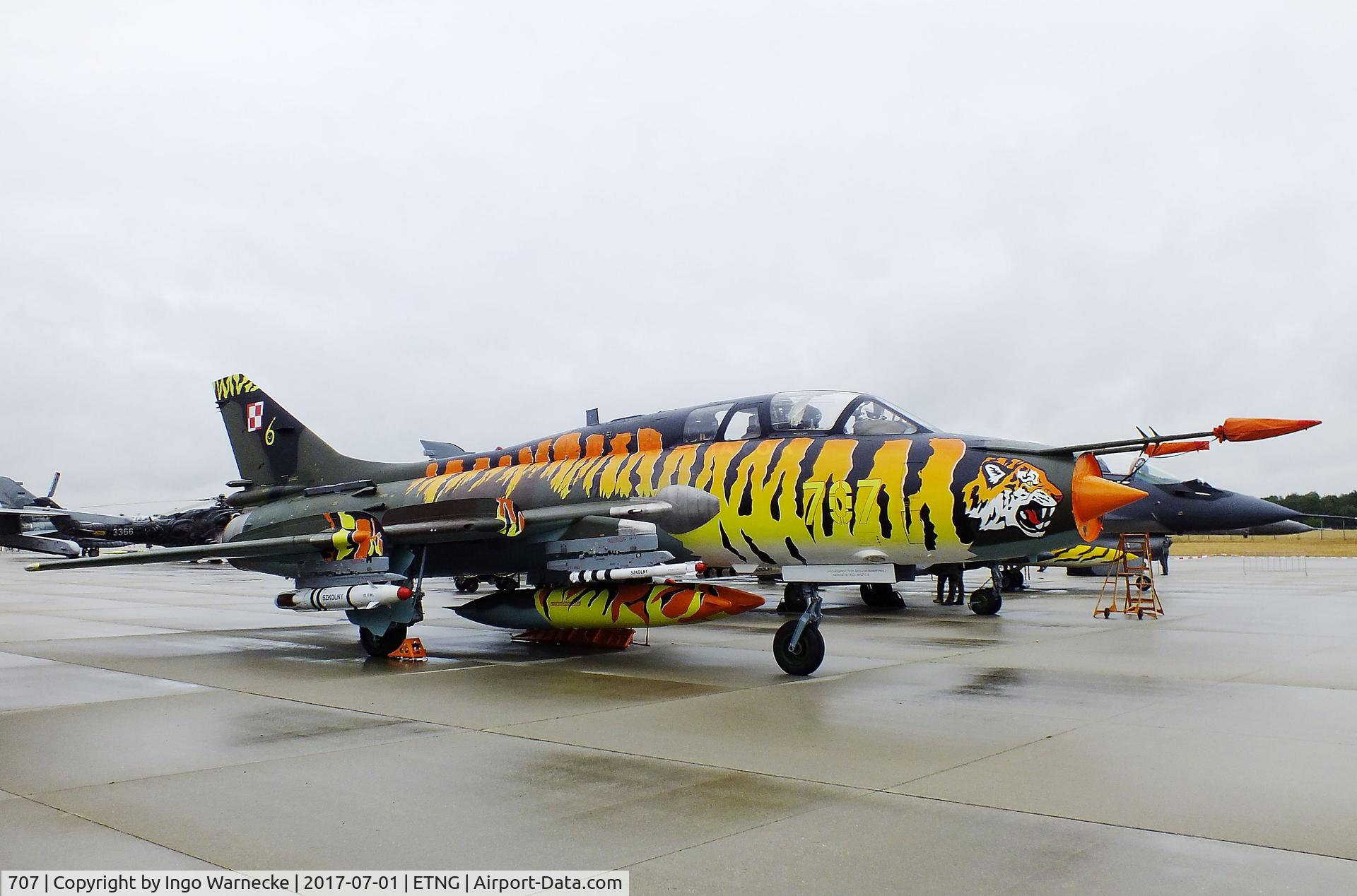 707, Sukhoi Su-22UM-3K C/N 17532369707, Sukhoi Su-22UM-3K FITTER-G of the Polish Air Force in 'Tiger-Meet' special colours at the NAEWF 35 years jubilee display Geilenkirchen 2017