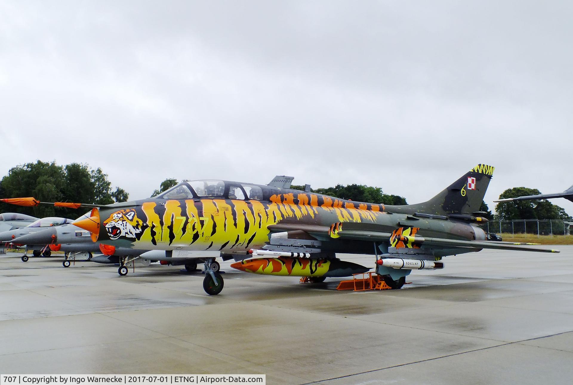 707, Sukhoi Su-22UM-3K C/N 17532369707, Sukhoi Su-22UM-3K FITTER-G of the Polish Air Force in 'Tiger-Meet' special colours at the NAEWF 35 years jubilee display Geilenkirchen 2017