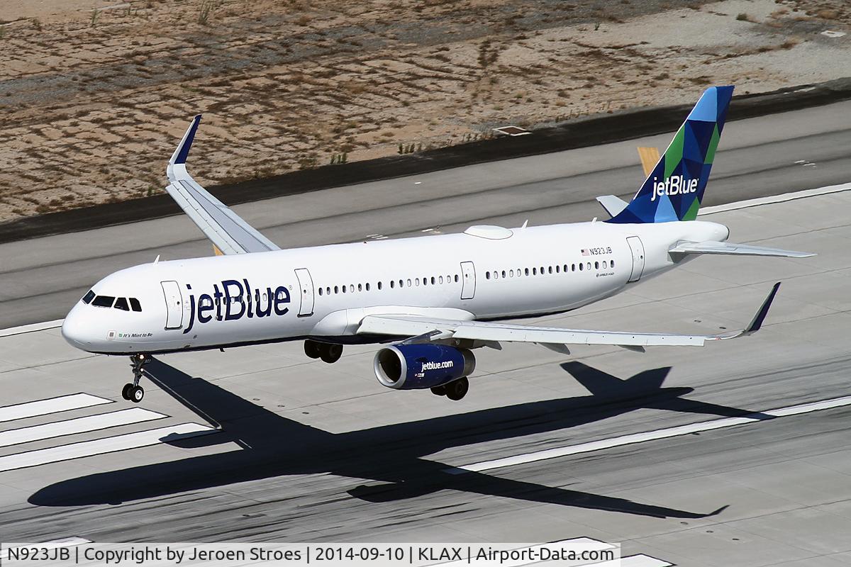 N923JB, 2014 Airbus A321-231 C/N 5960, klax