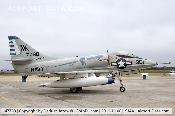 147788, Douglas A-4C Skyhawk C/N 12552, A-4C Skyhawk AK-301 147788 from VA-106