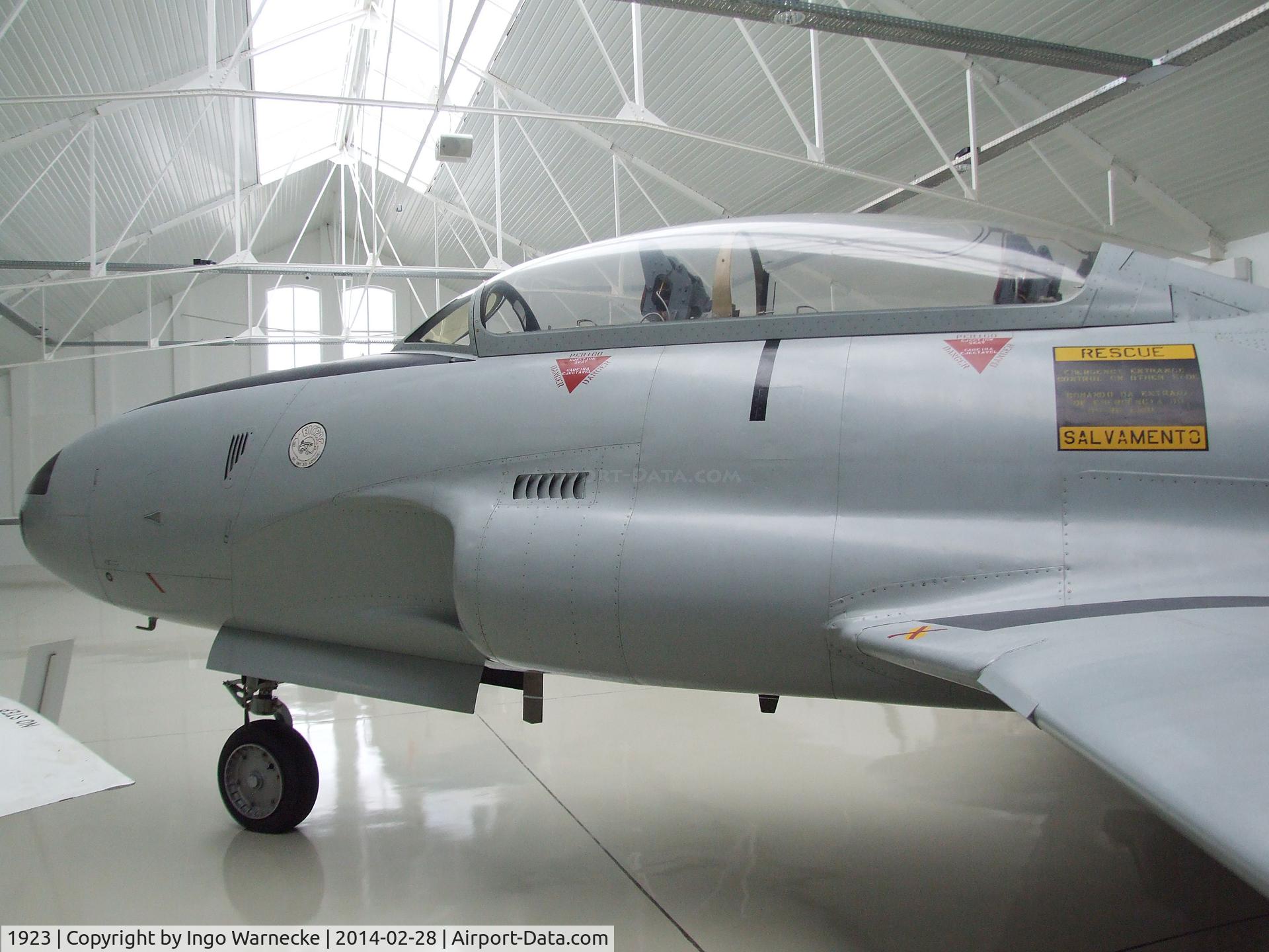 1923, 1957 Lockheed T-33A Shooting Star C/N 580-1189, Lockheed T-33A at the Museu do Ar, Sintra