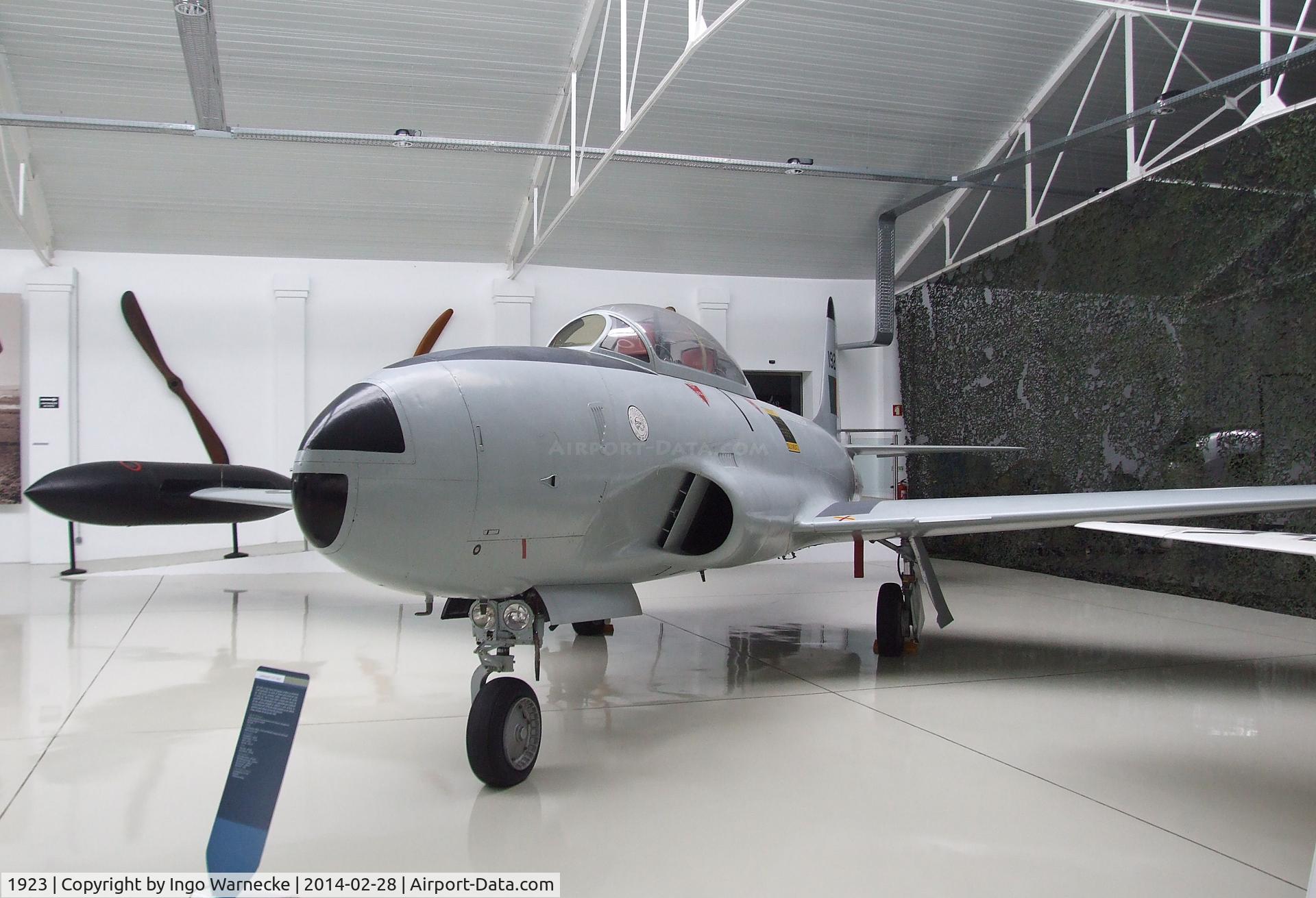 1923, 1957 Lockheed T-33A Shooting Star C/N 580-1189, Lockheed T-33A at the Museu do Ar, Sintra