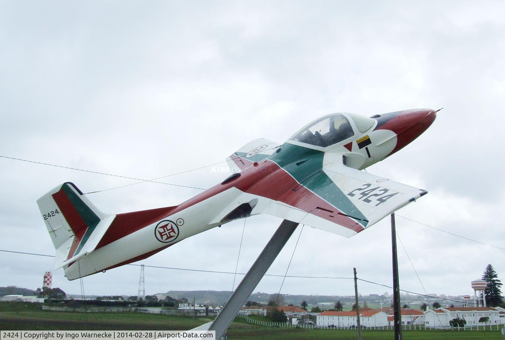 2424, 1962 Cessna T-37C Tweety Bird C/N 40749, Cessna T-37C at the Museu do Ar, Sintra