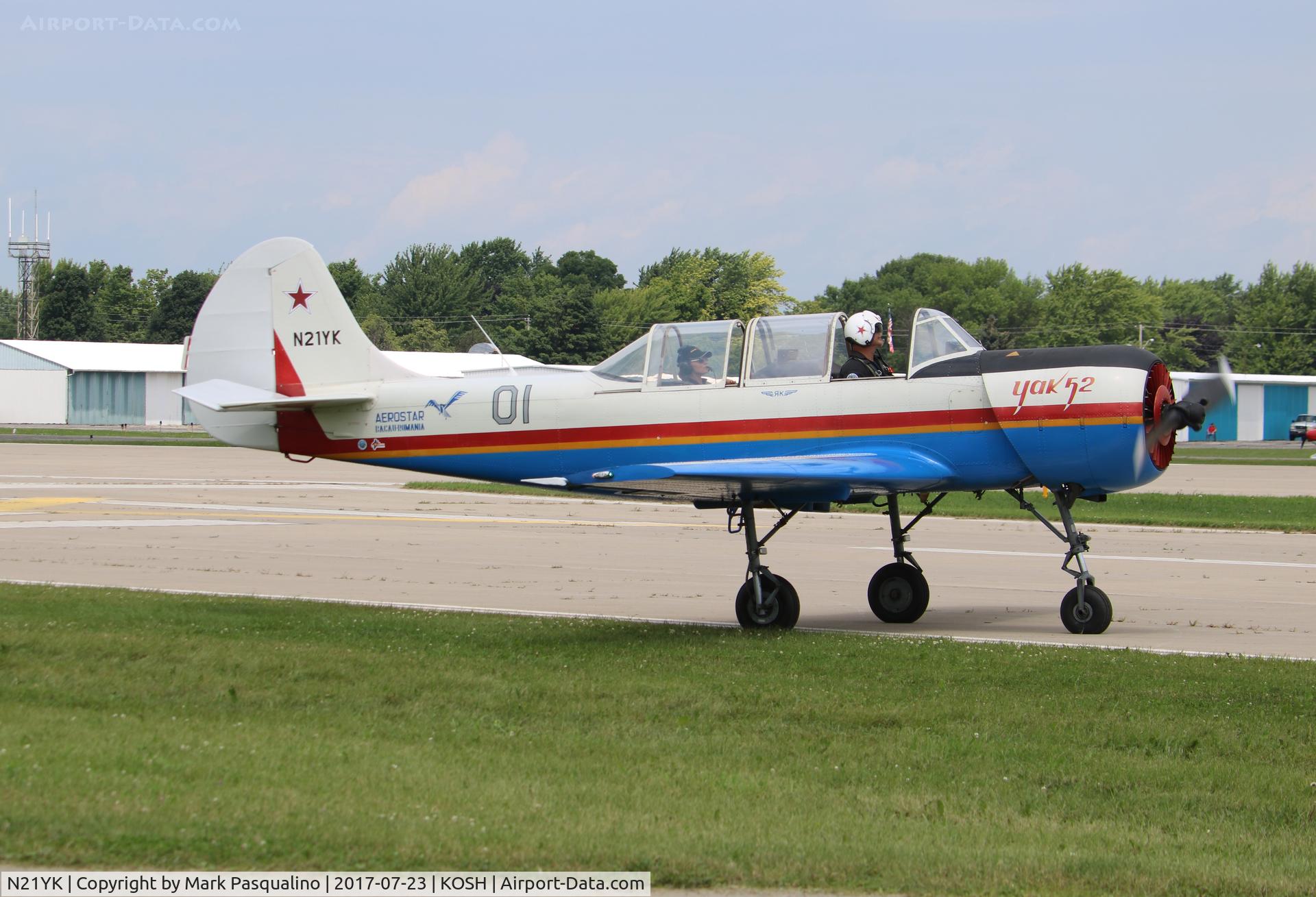 N21YK, 1992 Yakovlev Yak-52 C/N 9211609/01, YAK-52