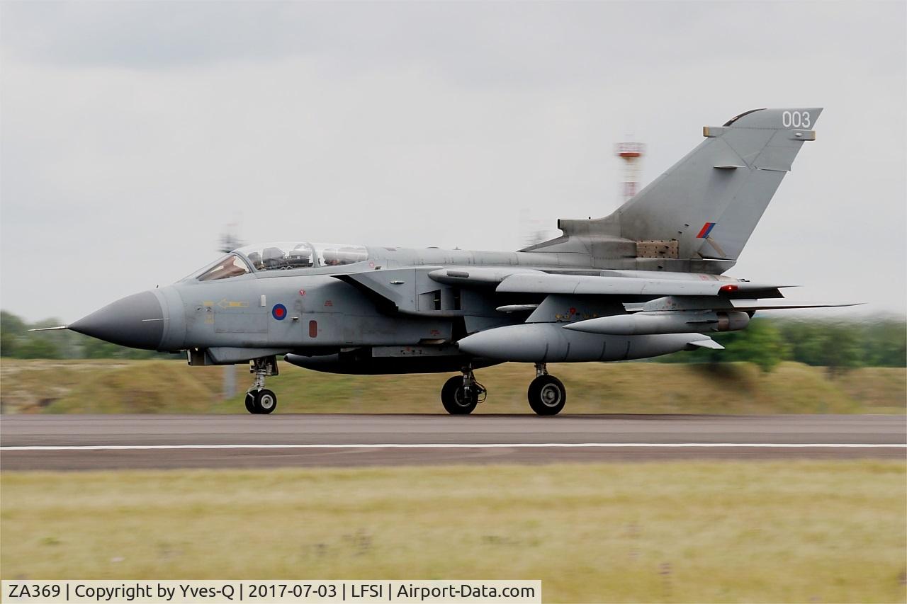 ZA369, 1982 Panavia Tornado GR.4A C/N 166/BS051/3083, Royal Air Force Panavia Tornado GR.4A, Take off rwy 29, St Dizier-Robinson Air Base 113 (LFSI) Open day 2017