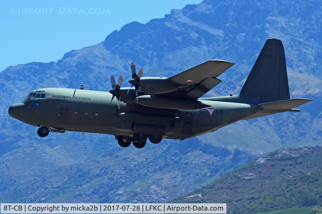 8T-CB, 1967 Lockheed C-130K Hercules C.1 C/N 382-4256, Take off