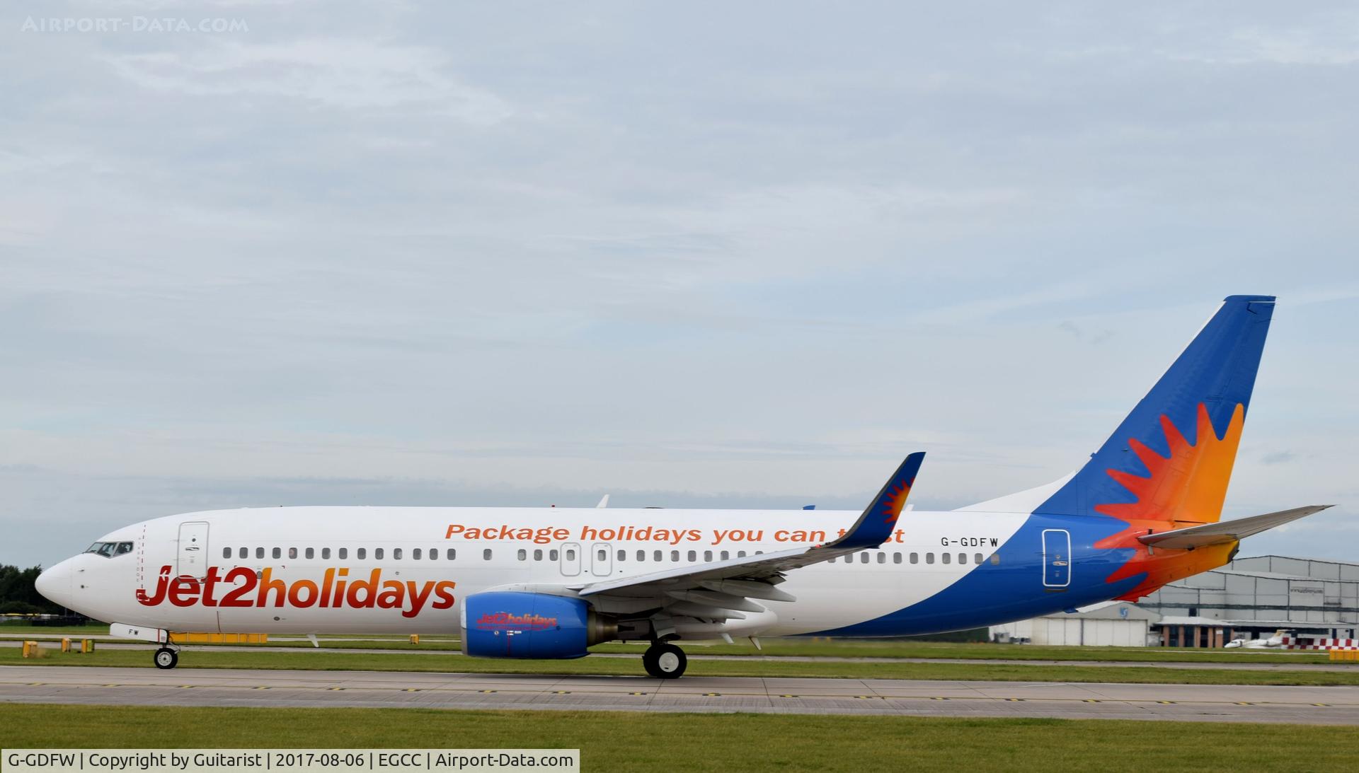 G-GDFW, 2000 Boeing 737-8K5 C/N 27986, At Manchester