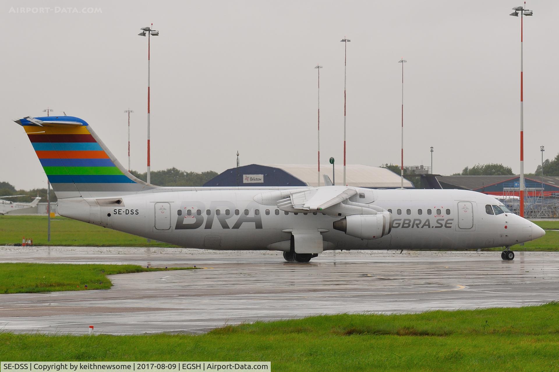 SE-DSS, 1994 British Aerospace Avro 146-RJ100 C/N E3245, Arriving at wet Norwich.