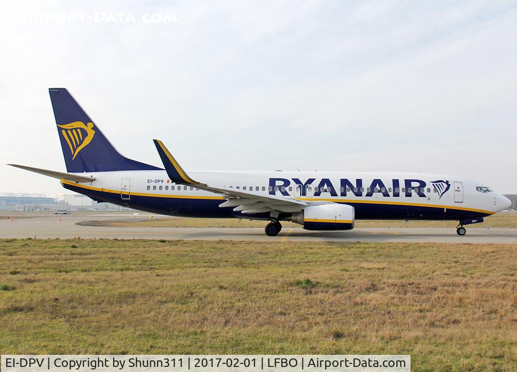 EI-DPV, 2007 Boeing 737-8AS C/N 35551, Taxiing for departure...