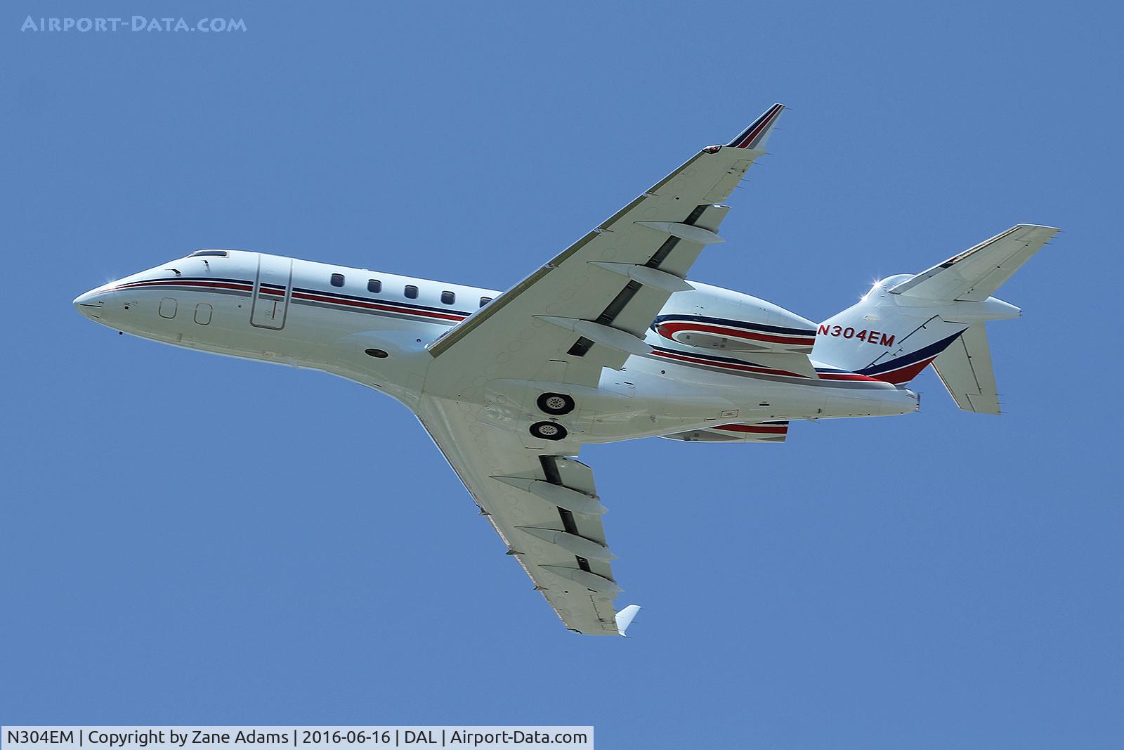 N304EM, 2005 Bombardier Challenger 300 (BD-100-1A10) C/N 20077, At Dallas Love Field