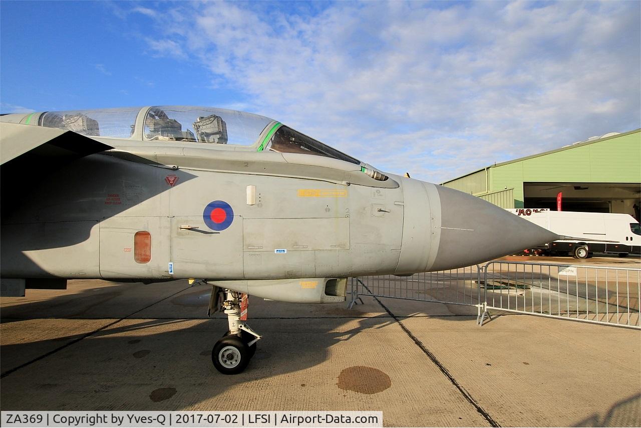 ZA369, 1982 Panavia Tornado GR.4A C/N 166/BS051/3083, Royal Air Force Panavia Tornado GR.4A, Static display, St Dizier-Robinson Air Base 113 (LFSI) Open day 2017