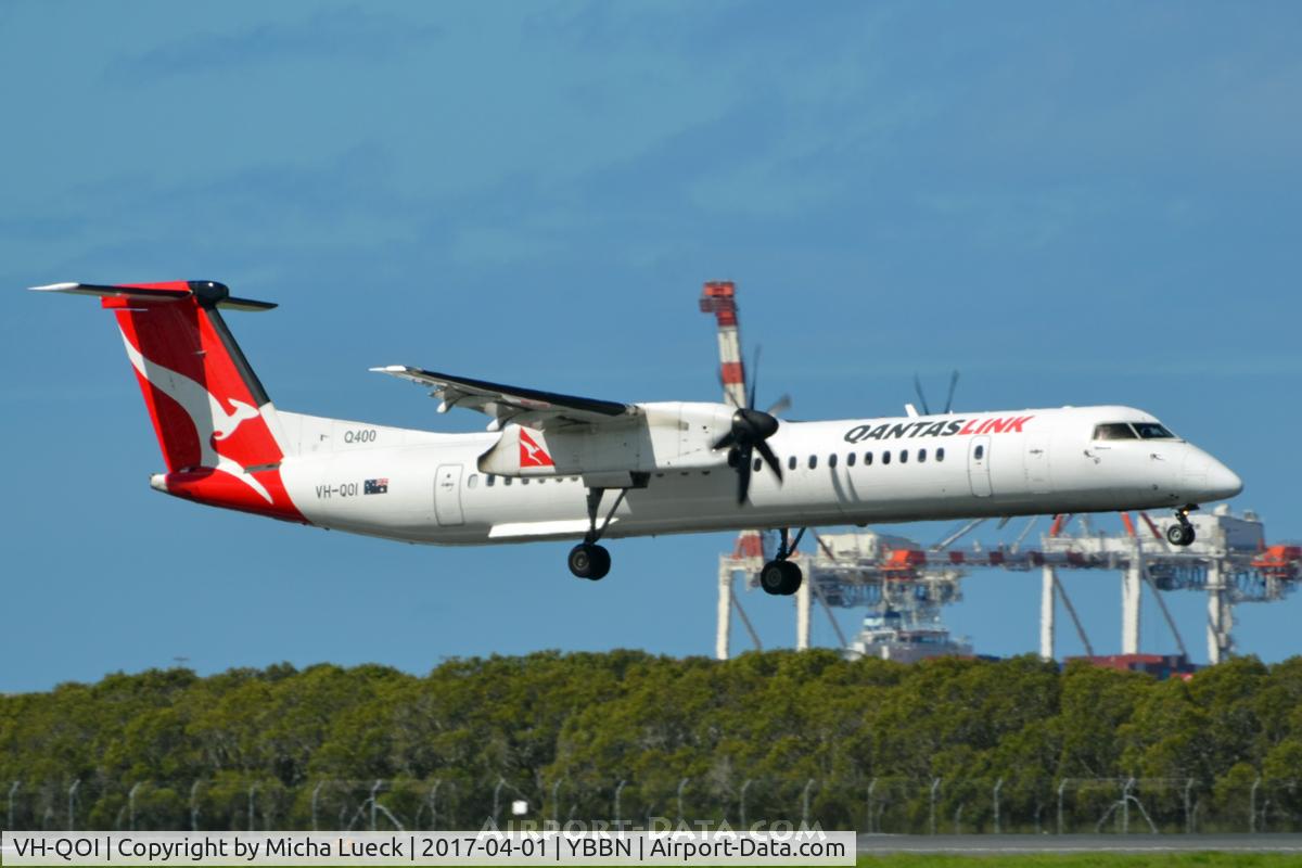 VH-QOI, 2007 De Havilland Canada DHC-8-402Q Dash 8 C/N 4189, At Brisbane