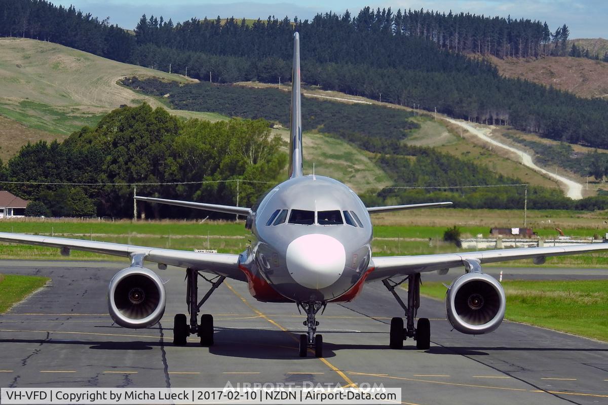 VH-VFD, 2011 Airbus A320-232 C/N 4922, At Dunedin