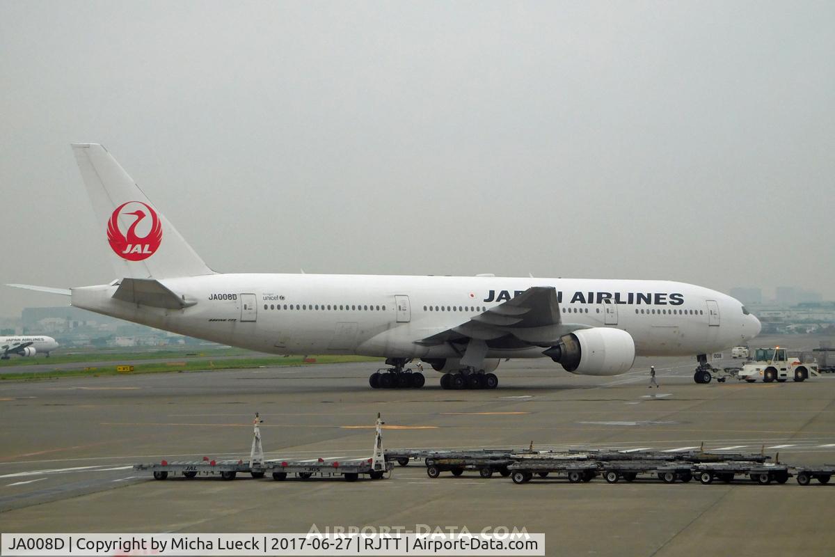 JA008D, 1998 Boeing 777-289 C/N 27640, At Haneda