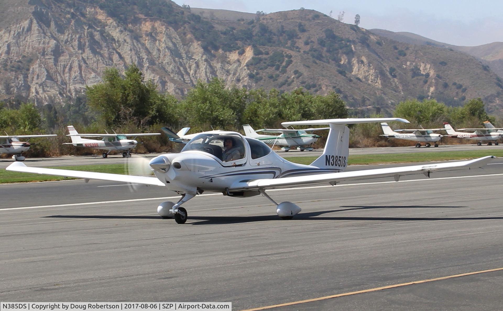 N385DS, Diamond DA-40 XLS Diamond Star C/N 40.1038, Diamond Aircraft Inds. DA40-XLS DIAMOND STAR, Lycoming IO-360-MIA+ 180 Hp, Platinum Edition, taxi back