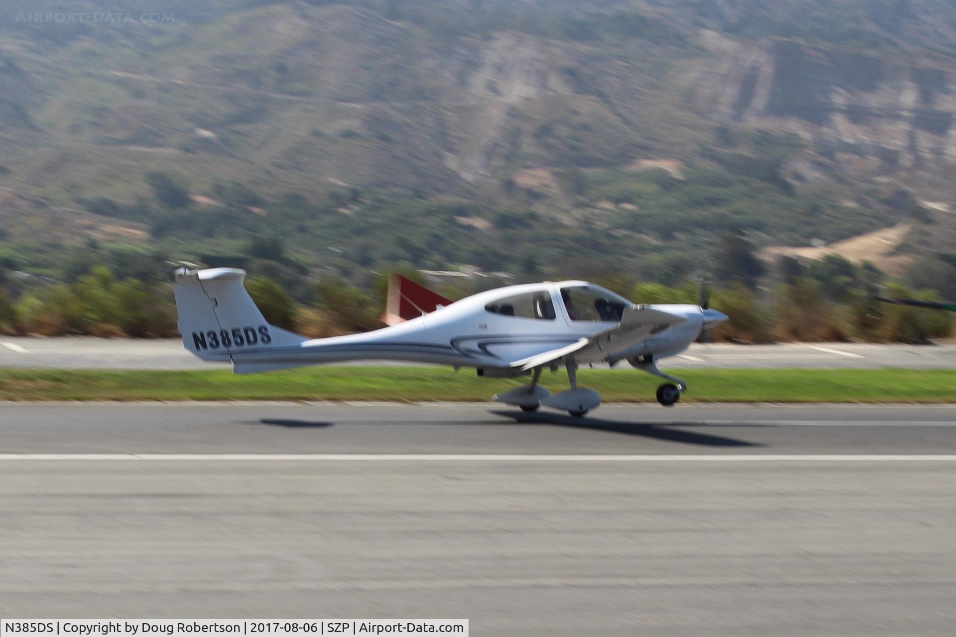 N385DS, Diamond DA-40 XLS Diamond Star C/N 40.1038, Diamond Aircraft Inds. DIAMOND DA40-XLS DIAMOND STAR, Lycoming IO-360-MIA+ 180 Hp, takeoff roll Rwy 22, nose gear already off the runway