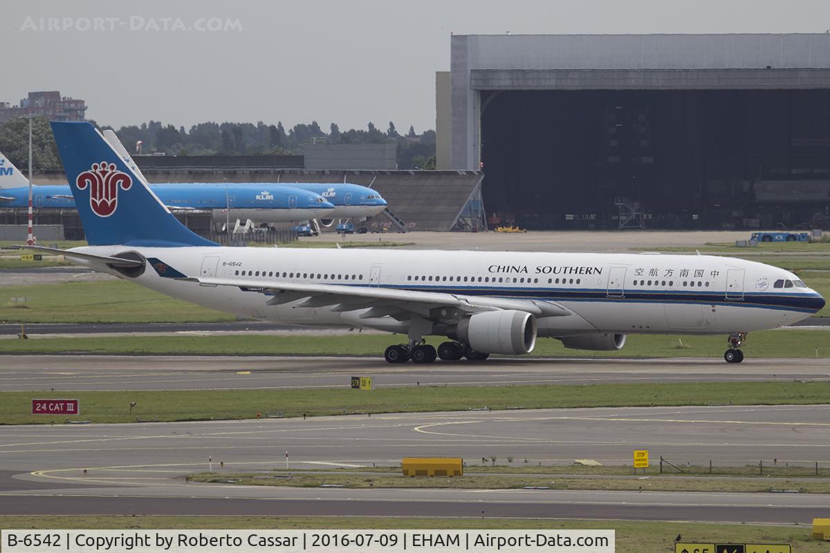 B-6542, 2012 Airbus A330-223 C/N 1297, Schiphol