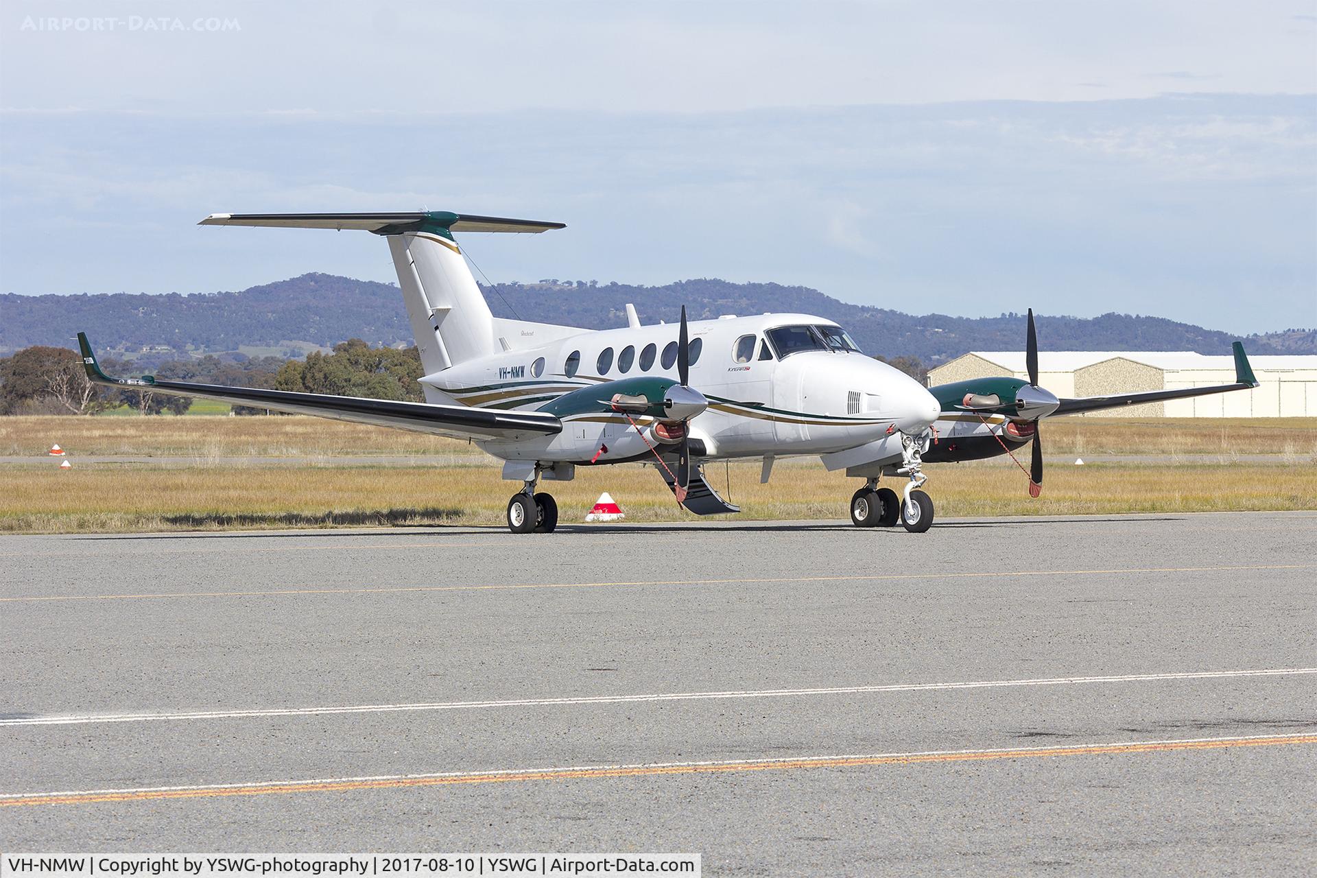 VH-NMW, 2013 Beechcraft B200GT King Air C/N BY-196, Auscott Limited (VH-NMW) Beechcraft B200GT Super King Air at Wagga Wagga Airport.