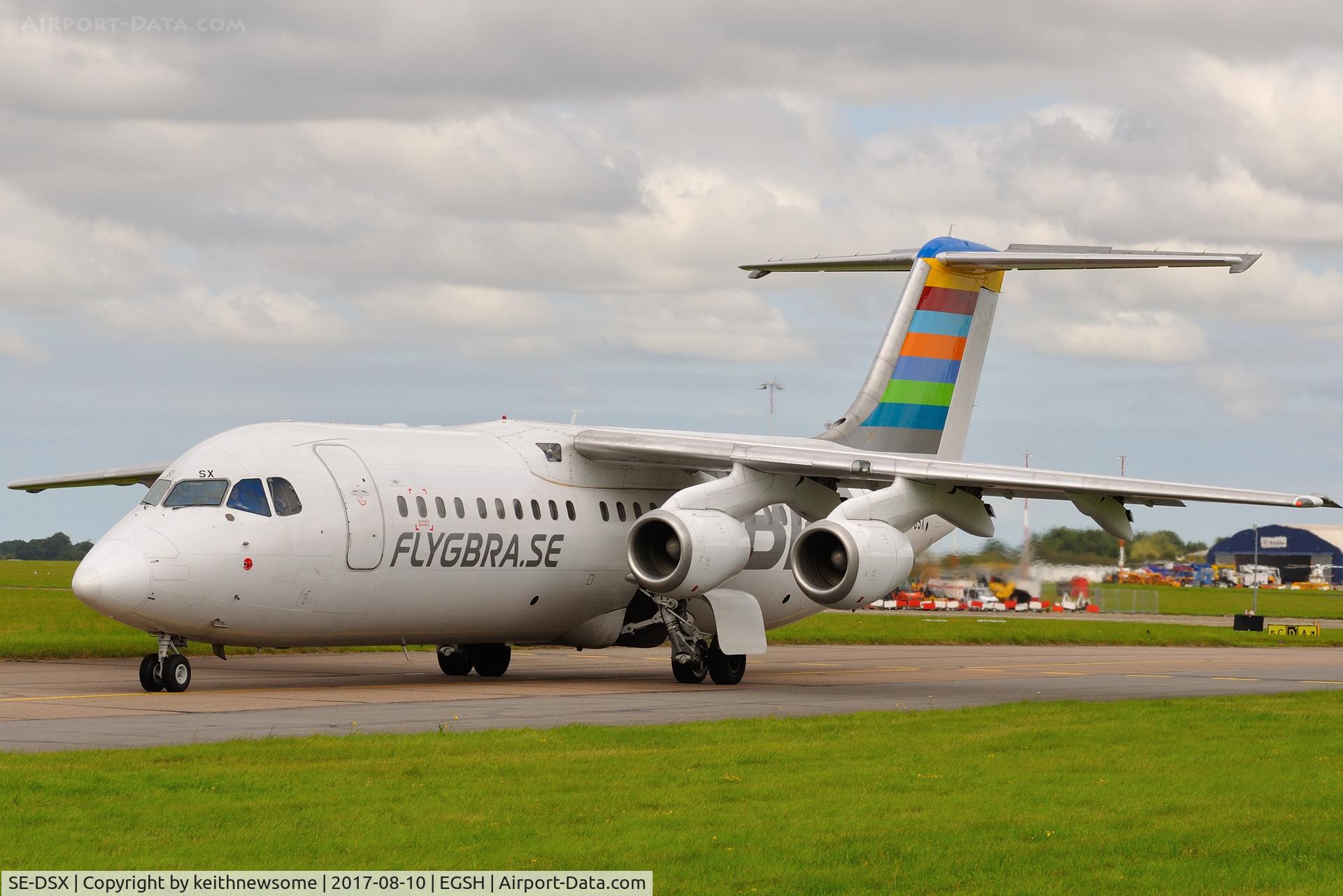 SE-DSX, 1994 British Aerospace Avro 146-RJ100 C/N E3255, Leaving Norwich following maintenance.