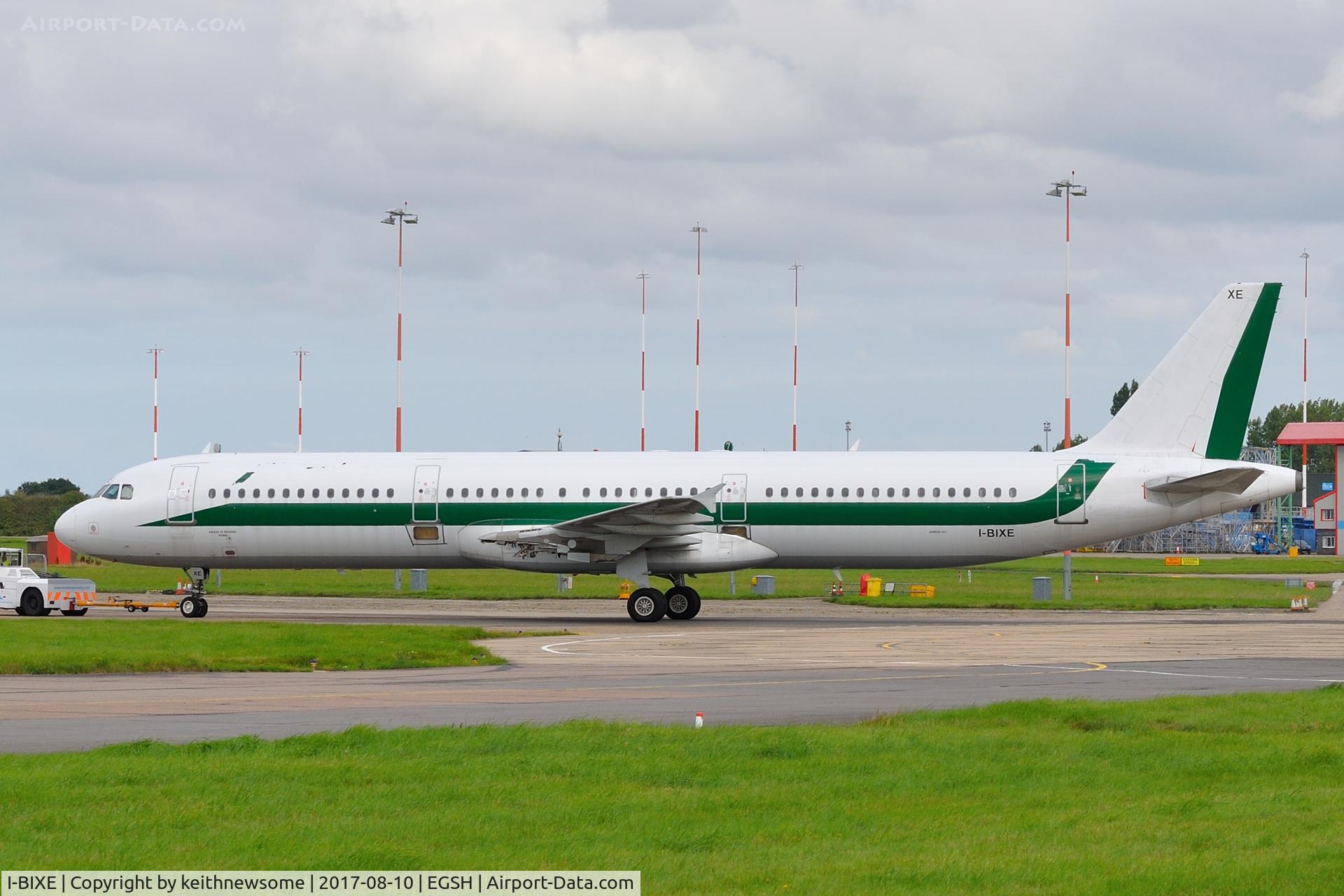 I-BIXE, 1994 Airbus A321-112 C/N 488, Rare appearance out of storage engineless.