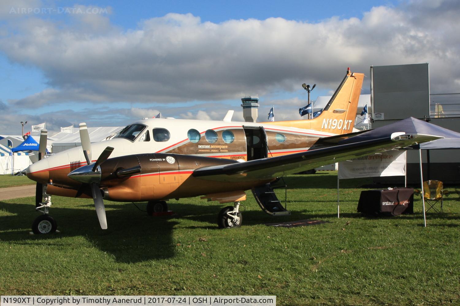 N190XT, 1984 Nextant (Beech) G90XT (C90A) King Air C/N LJ-1066, 1984 Beech C90A, c/n: LJ-1066