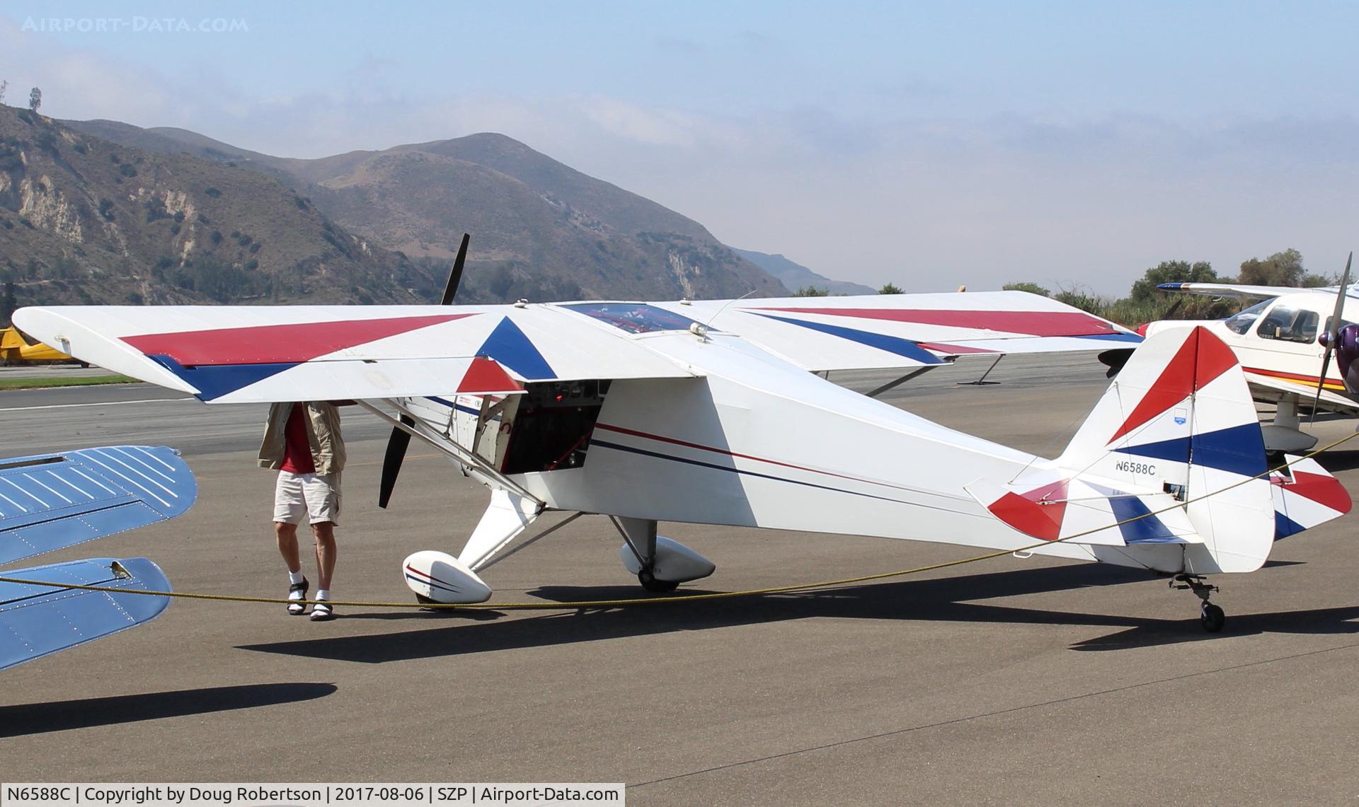 N6588C, 1992 Taylorcraft/Swick T-Clips C/N 1, 1992 McCain SWICK-CLIP-T (aerobatic-modified clipped wings Taylorcraft), Lycoming O-235 120 Hp. Experimental class. See other photos including smoke aerobatics.