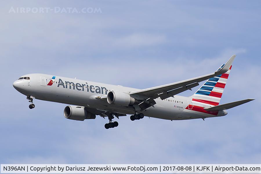 N396AN, 1999 Boeing 767-323/ER C/N 29603, Boeing 767-323/ER - American Airlines  C/N 29603, N396AN