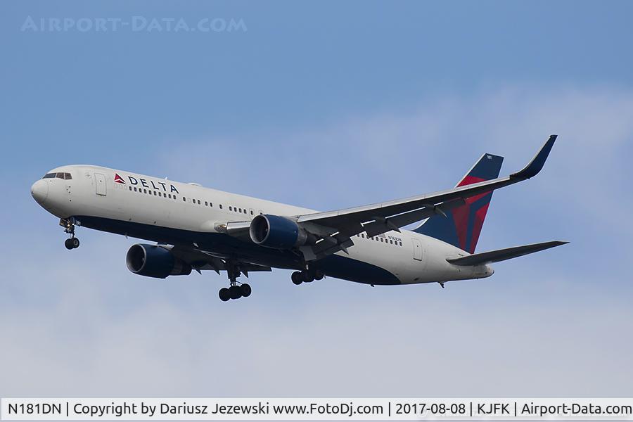 N181DN, 1992 Boeing 767-332 C/N 25986, Boeing 767-332/ER - Delta Air Lines  C/N 25986, N181DN
