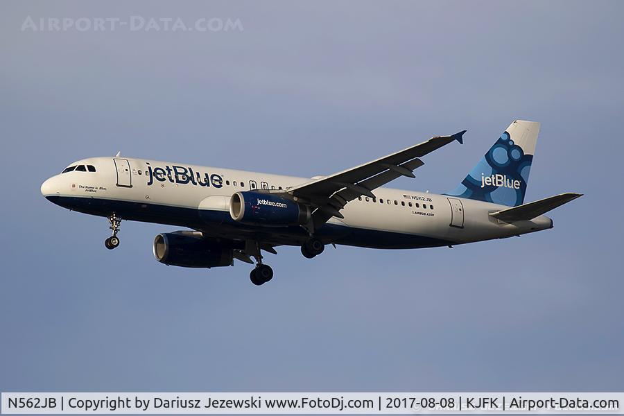 N562JB, 2003 Airbus A320-232 C/N 1948, Airbus A320-232 