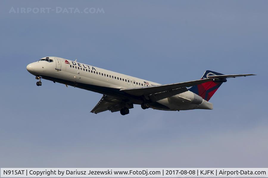 N915AT, 2001 Boeing 717-200 C/N 55085, Boeing 717-231 - Delta Air Lines  C/N 55085, N915AT