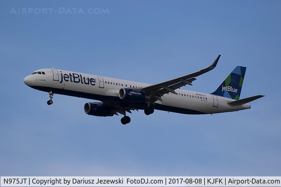 N975JT, 2017 Airbus A321-231 C/N 7520, Airbus A321-231 