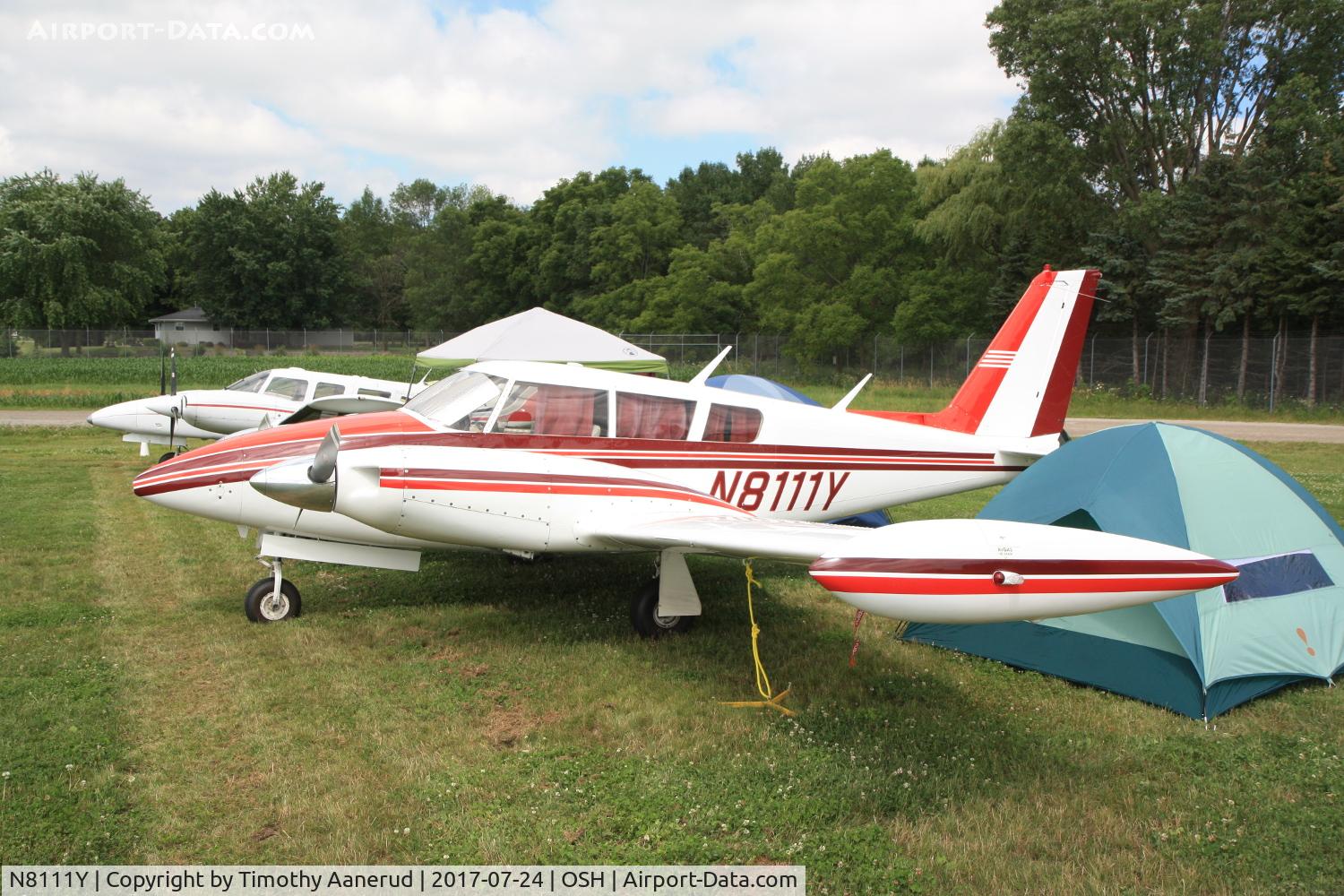 N8111Y, 1966 Piper PA-30 Twin Comanche Twin Comanche C/N 30-1033, 1966 Piper PA-30, c/n: 30-1033