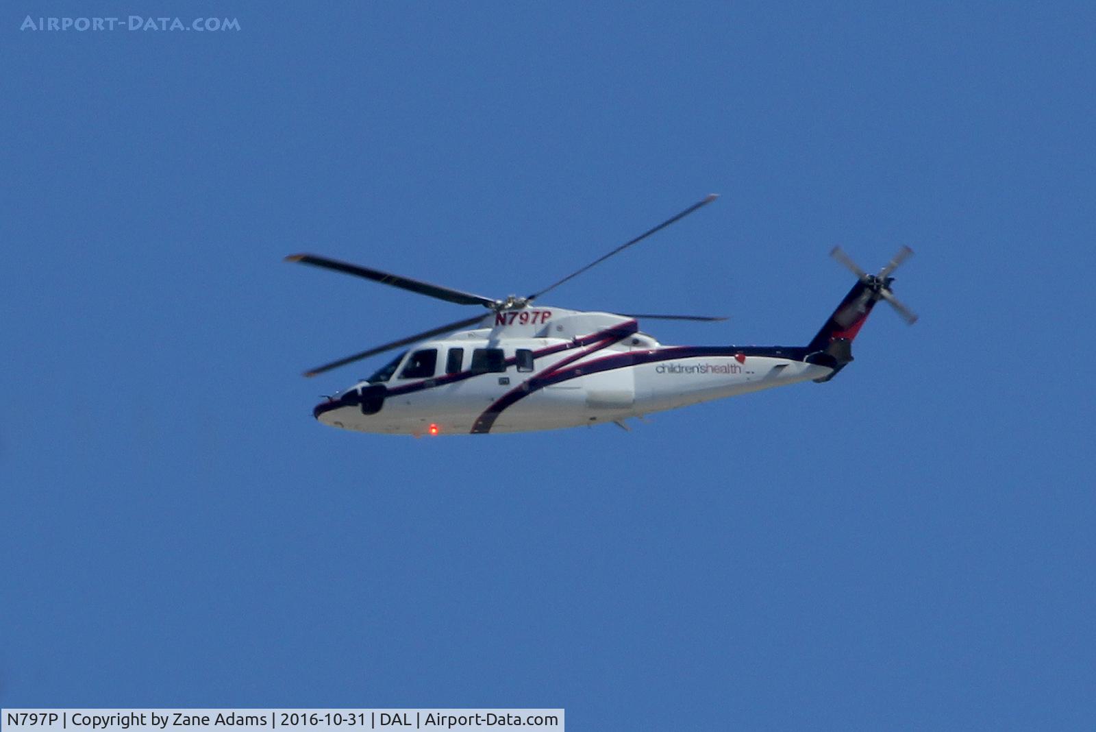 N797P, Sikorsky S-76C C/N 760742, Passing over Dallas Love Field
