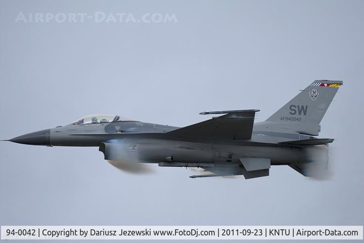 94-0042, Lockheed F-16CM Fighting Falcon C/N CC-194, F-16CJ Fighting Falcon 94-0042 SW from 77th FS 