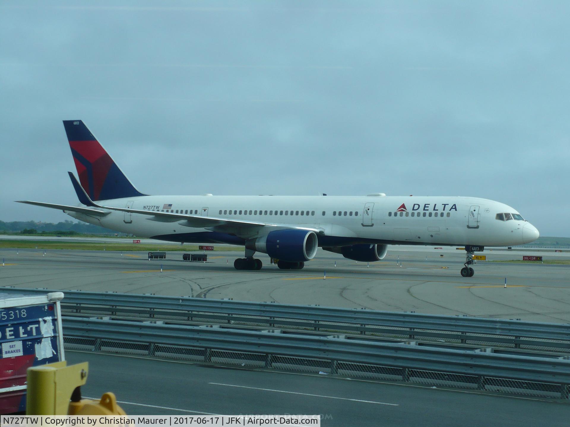 N727TW, 1999 Boeing 757-231 C/N 30340, Boeing 757-200ER