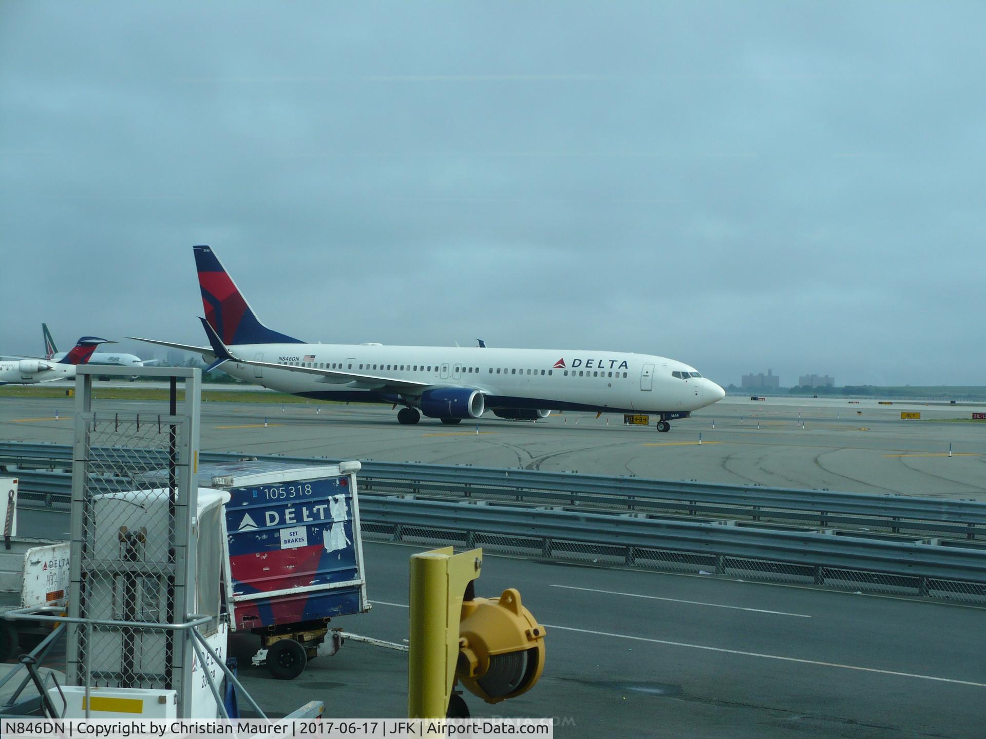 N846DN, 2015 Boeing 737-932/ER C/N 31957, Boeing 737-900ER