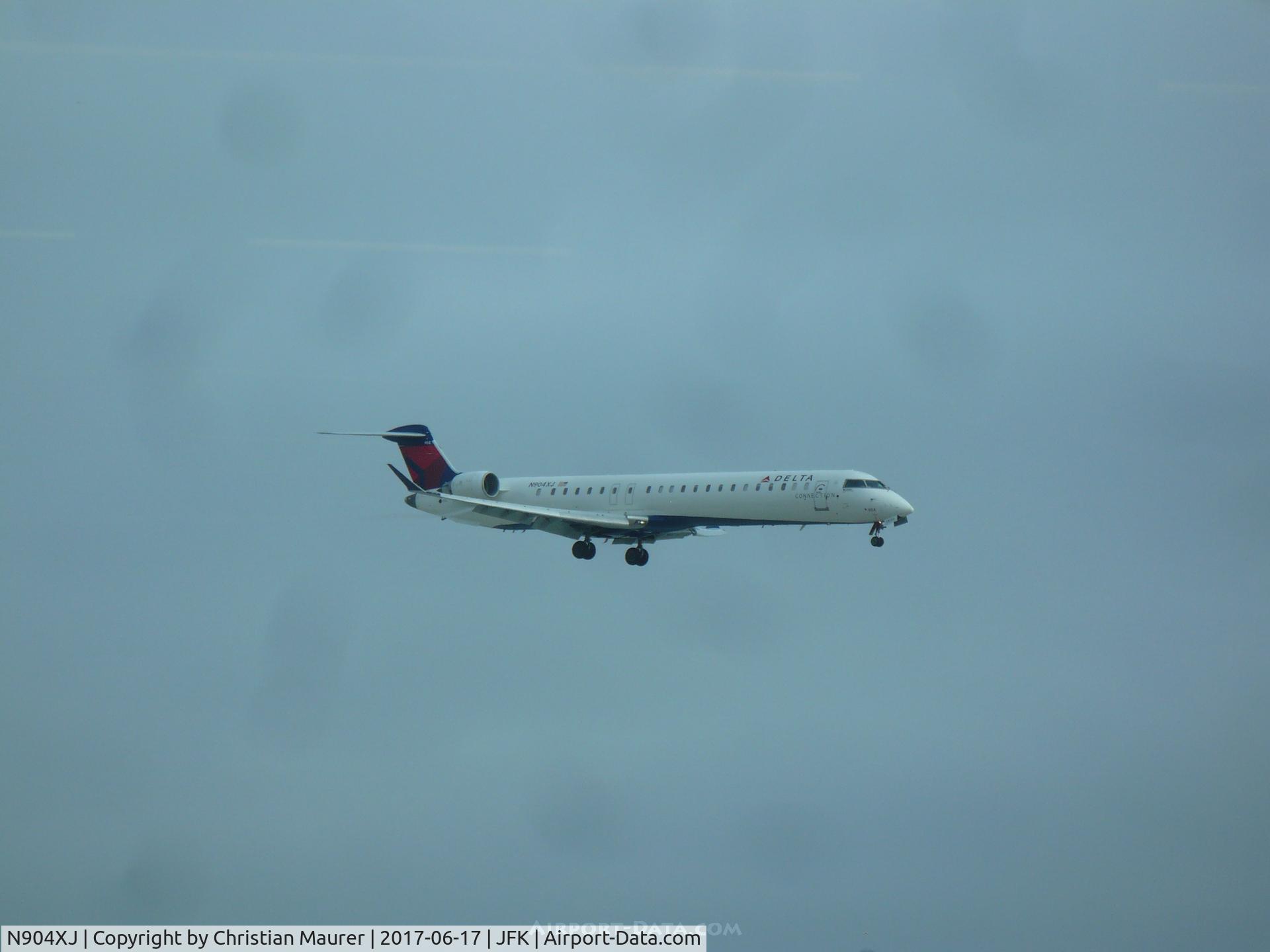 N904XJ, 2007 Bombardier CRJ-900ER (CL-600-2D24) C/N 15135, CRJ-900ER