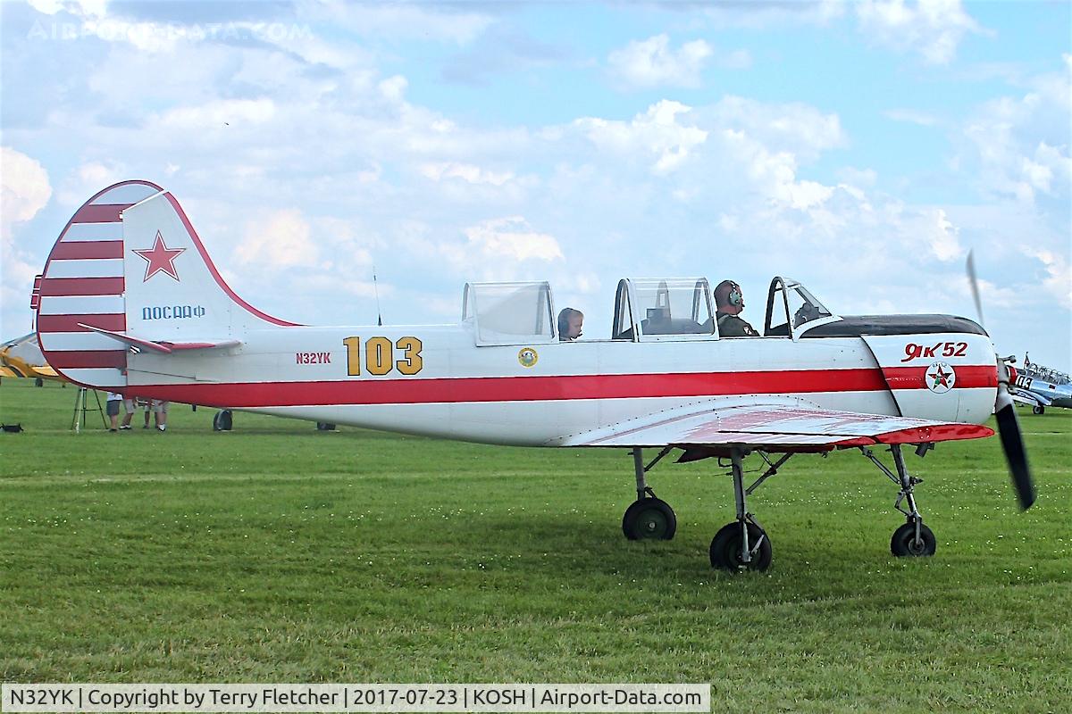N32YK, 1986 Yakovlev Yak-52 C/N 866907, At 2017 EAA Airventure at Oshkosh
