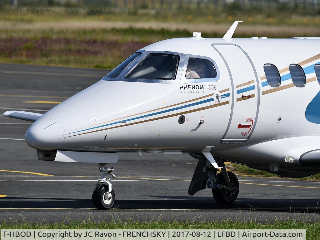 F-HBOD, 2017 Embraer EMB-500 Phenom 100 C/N 50000366, JET KEY rolling to runway 23