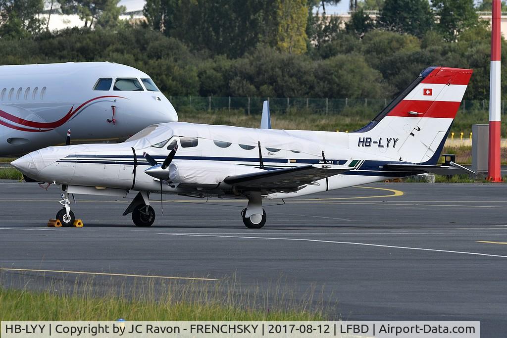 HB-LYY, 1980 Cessna 414A Chancellor Chancellor C/N 414A0415, Chancellor parking Lima