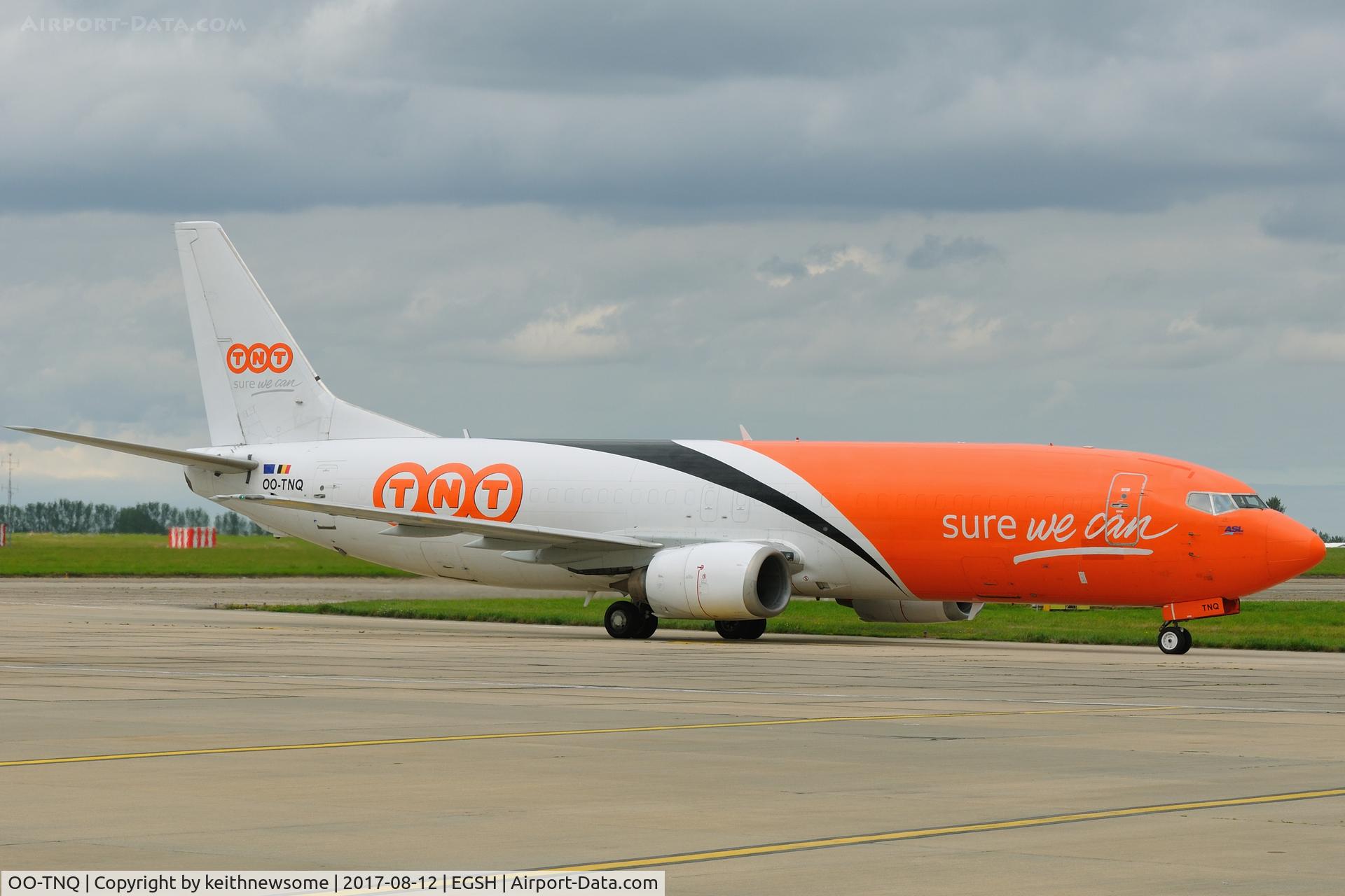 OO-TNQ, 1998 Boeing 737-4M0 C/N 29205, Arriving for paintwork.