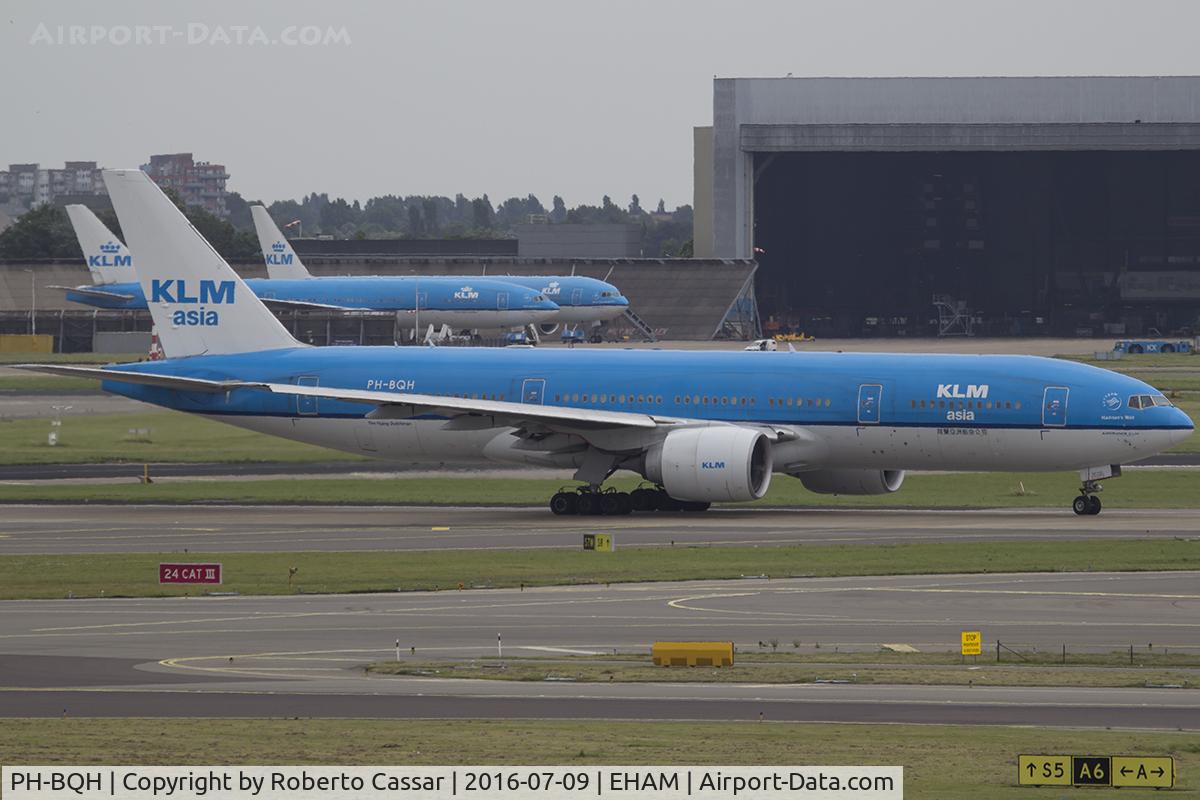 PH-BQH, 2004 Boeing 777-206/ER C/N 32705, Schiphol