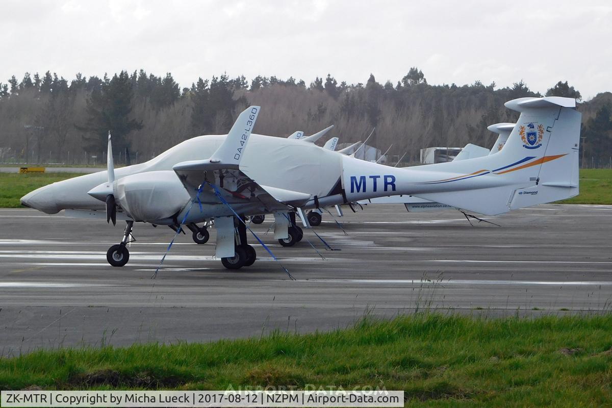 ZK-MTR, Diamond DA-42 Twin Star Twin Star C/N 42.AC142, At Palmerston North