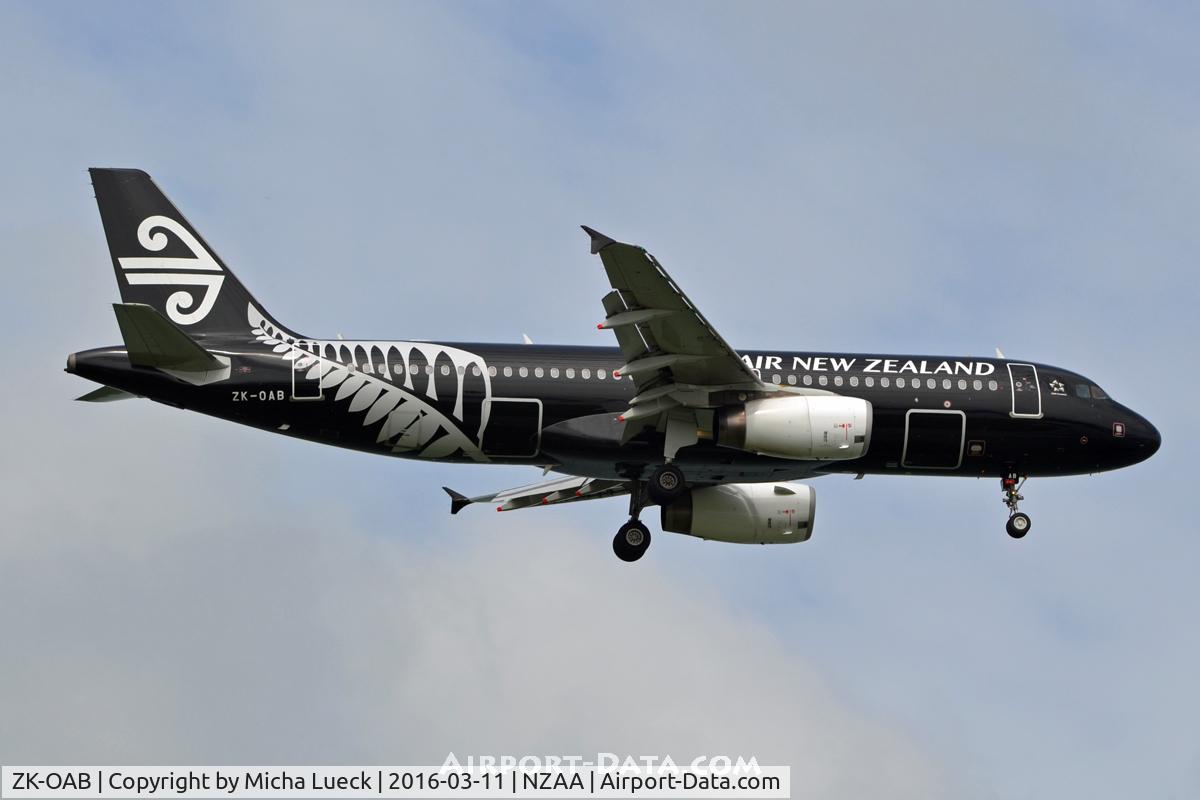 ZK-OAB, 2010 Airbus A320-232 C/N 4553, At Auckland