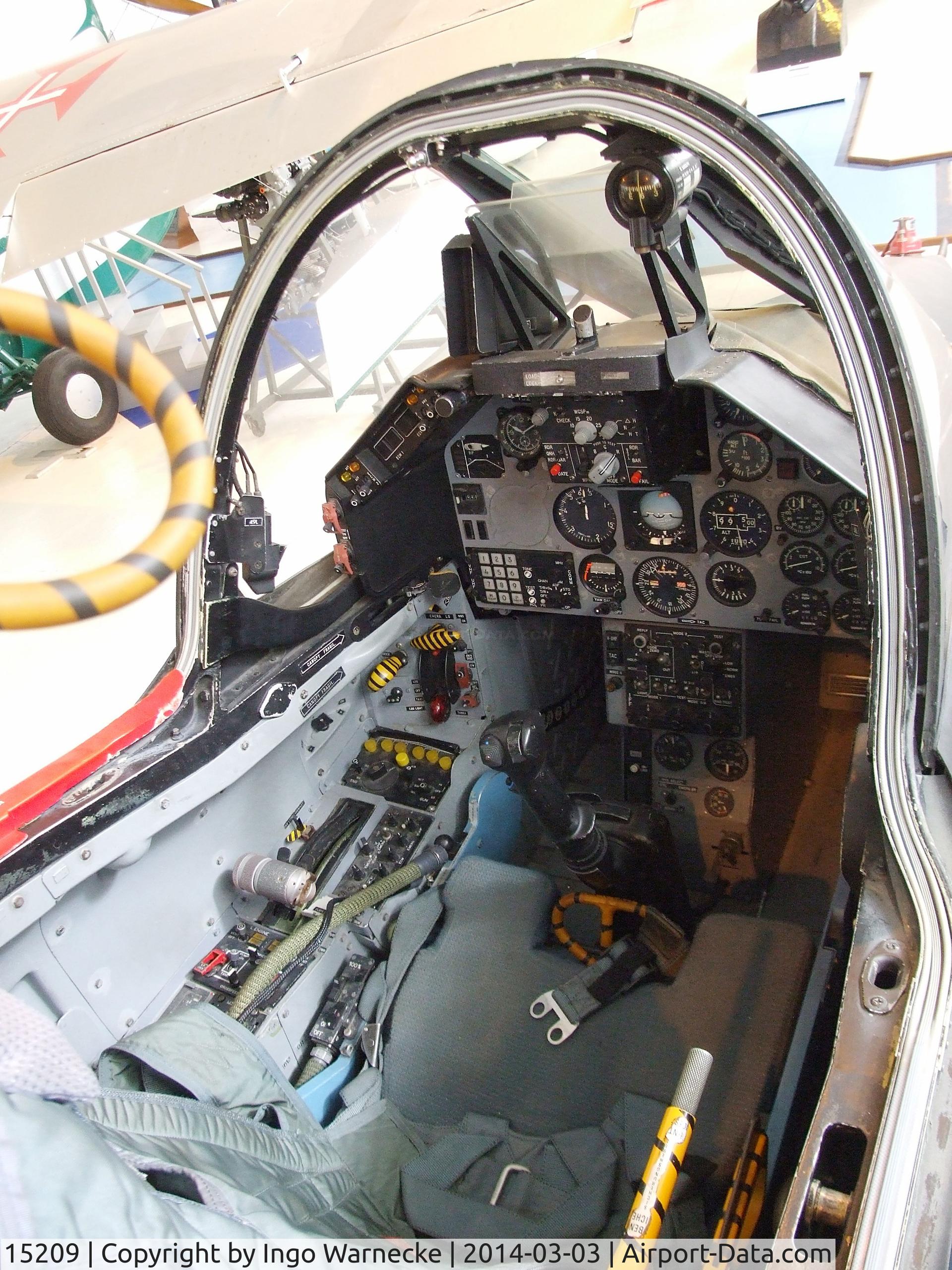15209, Dassault-Dornier Alpha Jet A C/N 0032, Dassault-Breguet / Dornier Alpha Jet A at the Museu do Ar, Alverca  #c