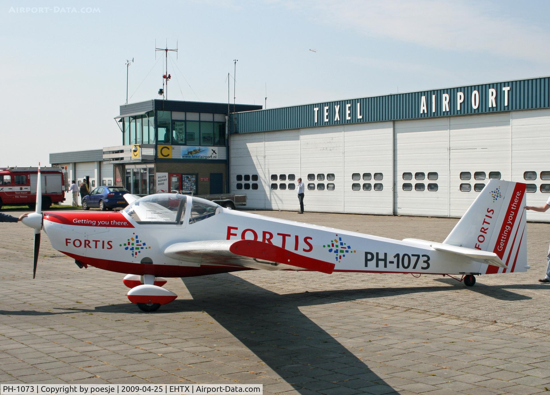 PH-1073, 1996 Scheibe SF-25C Falke C/N 44602, PH-1073