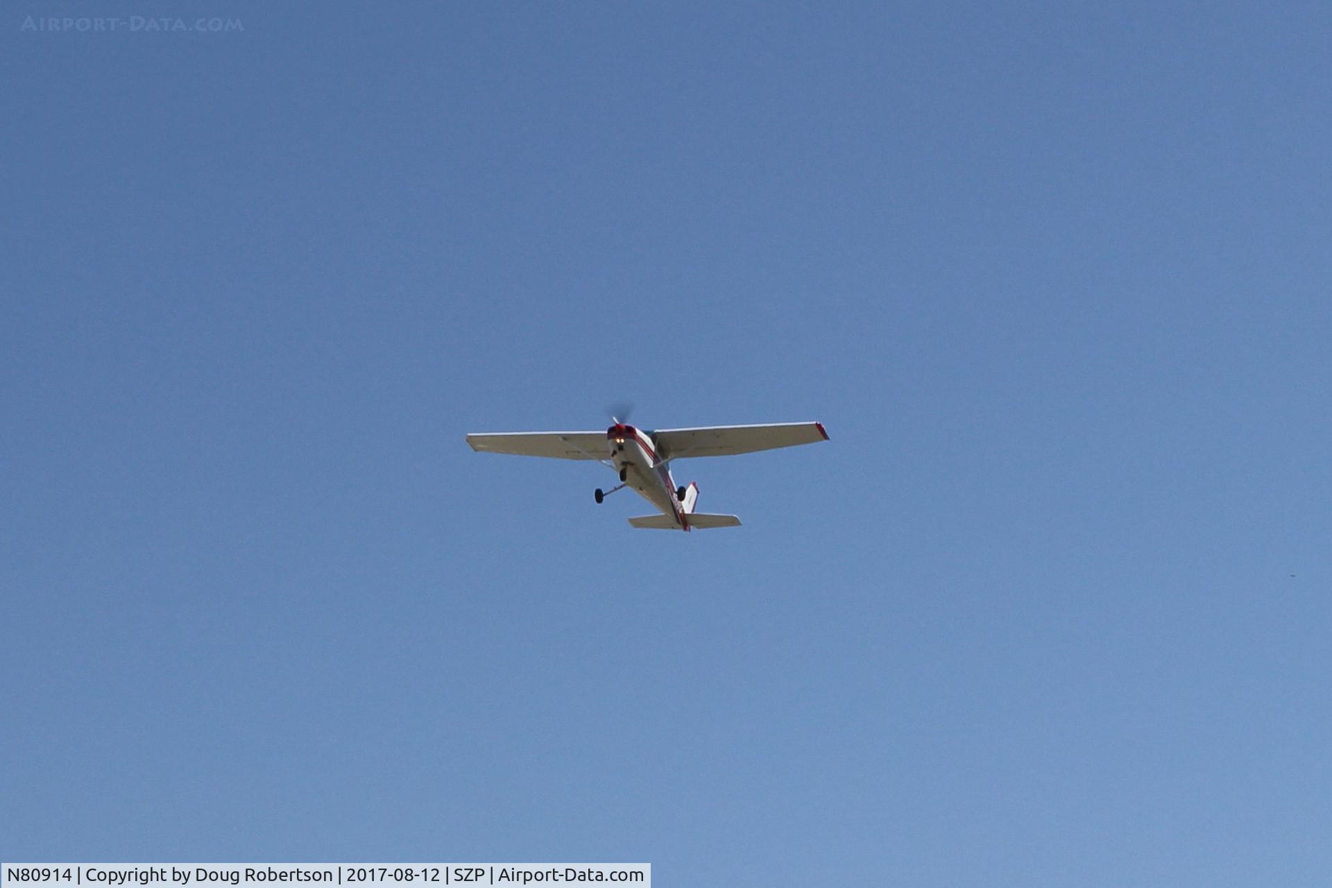 N80914, 1976 Cessna 172M C/N 17266799, 1976 Cessna 172M SKYHAWK Lycomong O-320-E2D 150 Hp, takeoff climb Rwy 22