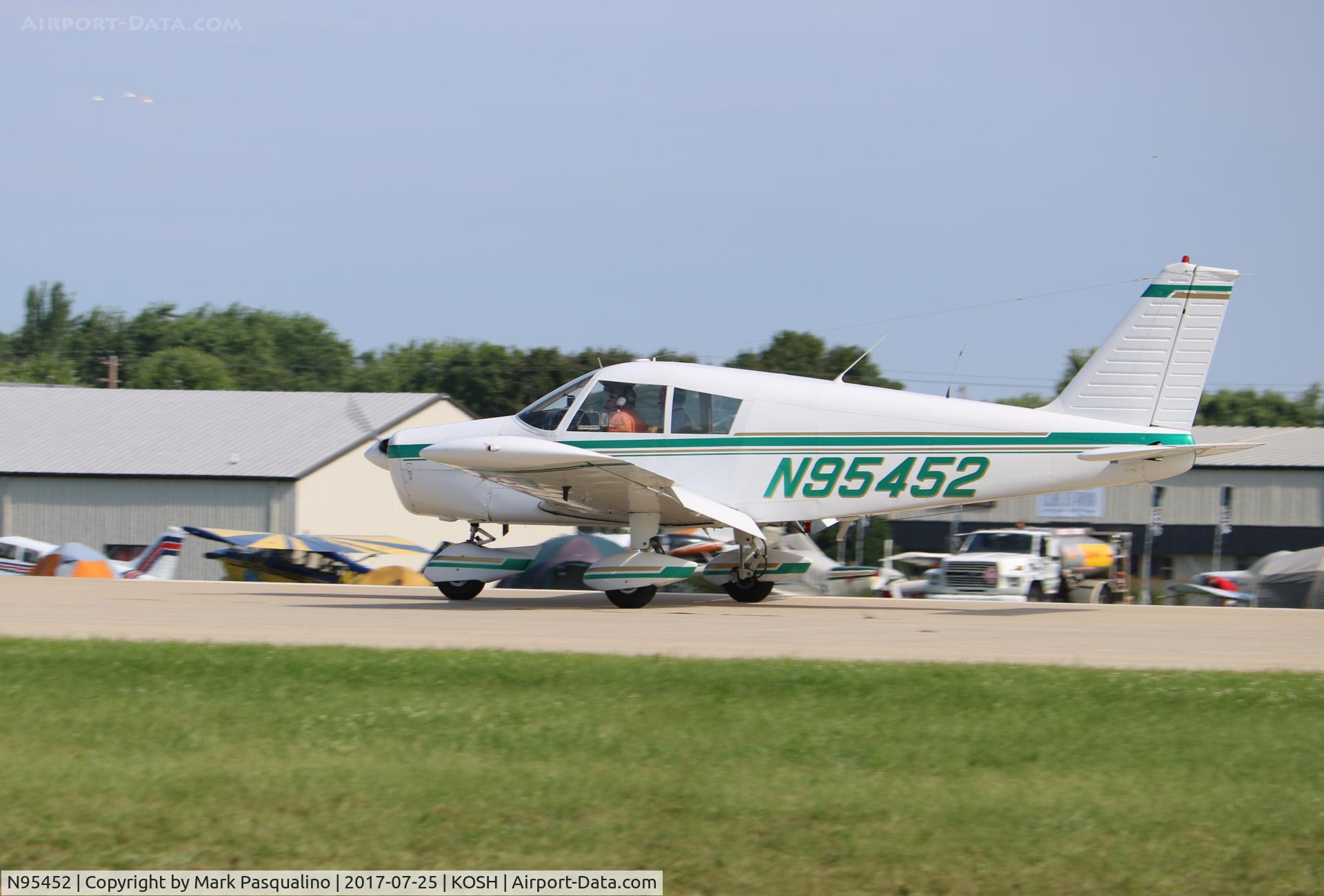 N95452, 1969 Piper PA-28-140 Cherokee C/N 28-25965, Piper PA-28-140