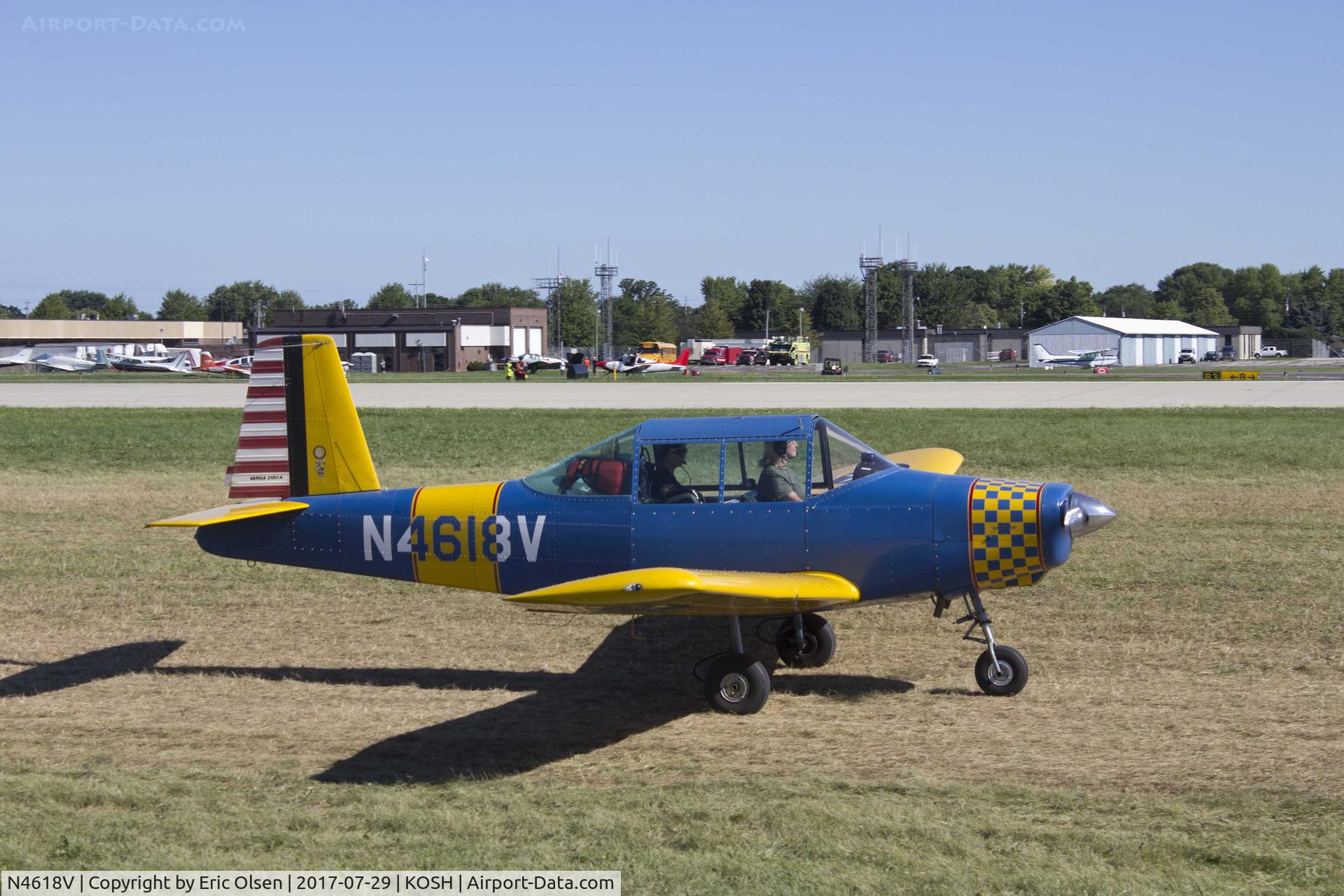 N4618V, 1977 Varga 2150A Kachina C/N VAC-83-77, Varga taxing out to depart Airventure.