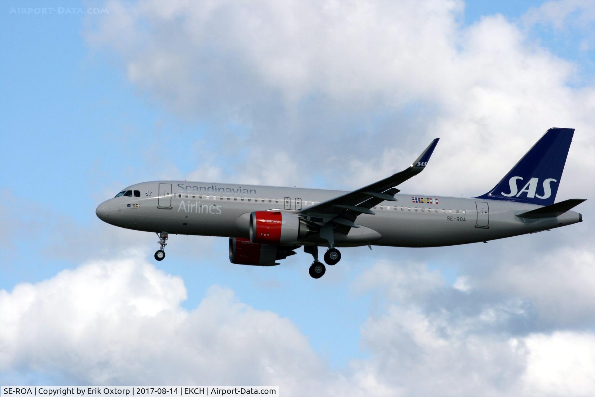 SE-ROA, 2017 Airbus A320-251N C/N 7602, SE-ROA landing rw 22L